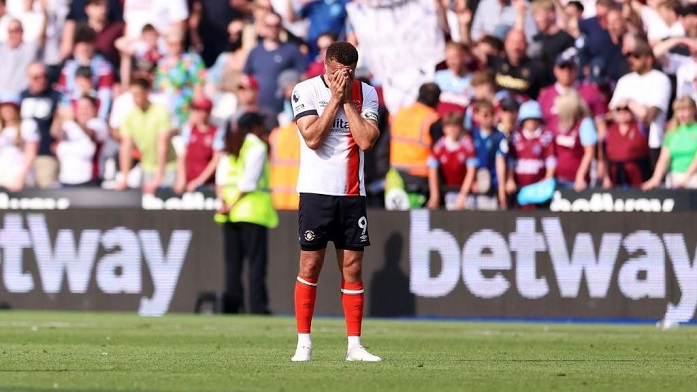 Awans i spadek jednocześnie uzyskały trzy drużyny